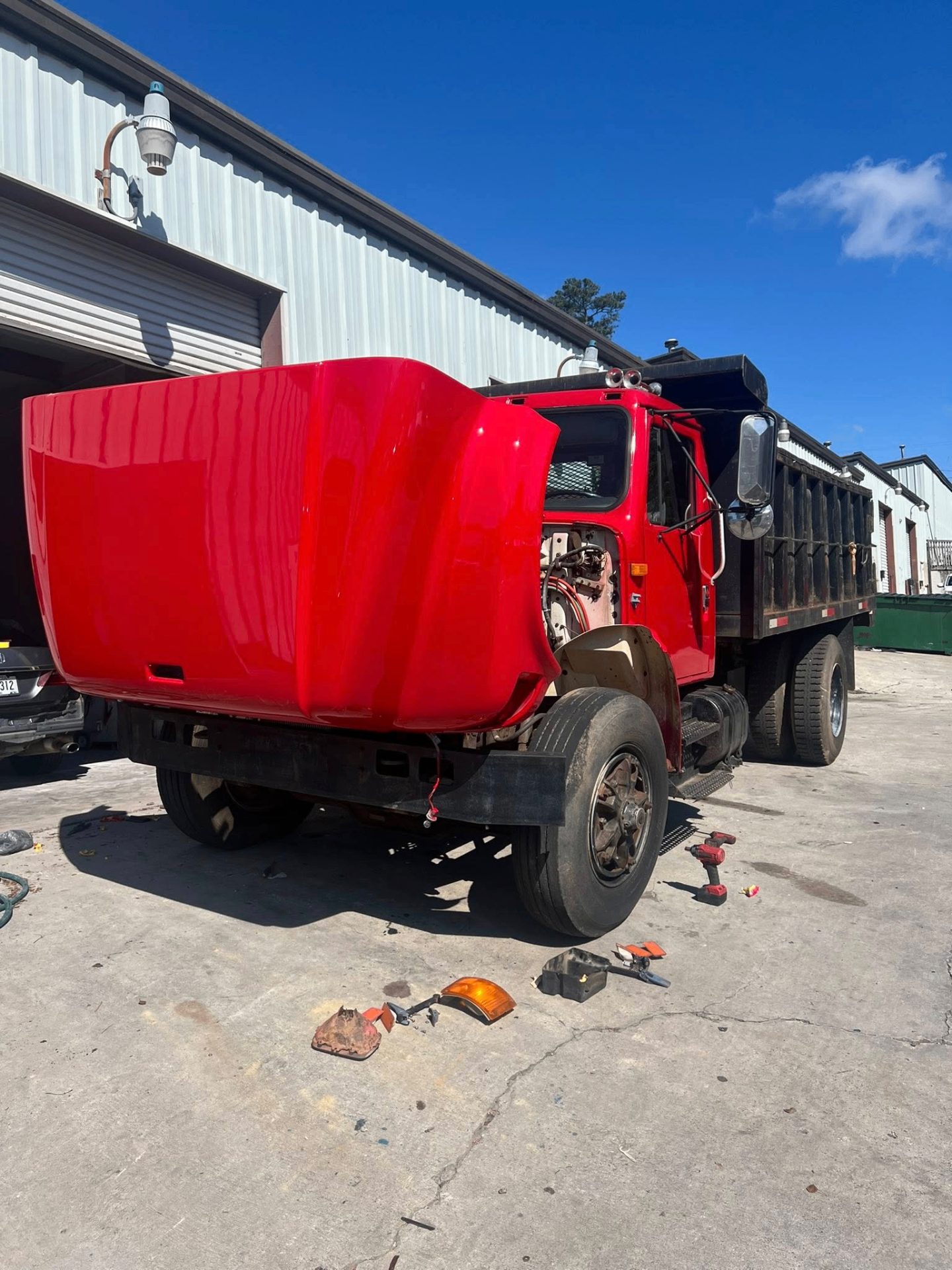International Dump Truck — Full Repaint after repair